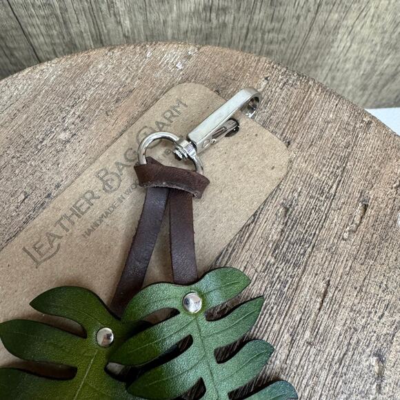 Leather Purse Charm Fern Leaf Bag Charm Genuine Leather Purse Keychain NEW - Picture 7 of 7
